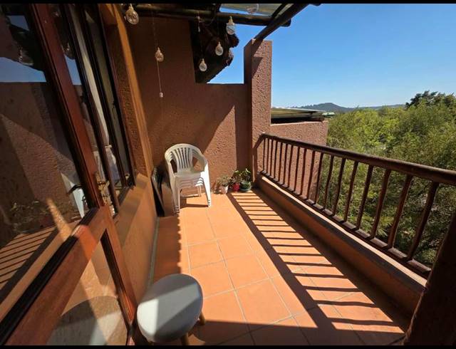 1 BEDROOM APARTMENT FOR SALE IN SUNNINGHILL